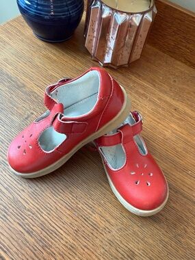 L'Amour Red Girls Mary Jane School Shoes